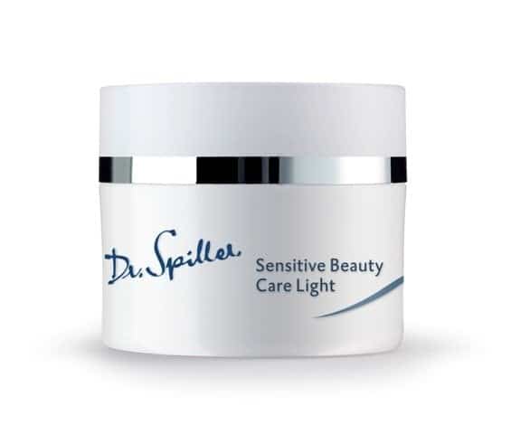 Kem dưỡng ngày Sensitive Beauty Care Light – kem dưỡng ngày hoàn hảo dành cho da hỗn hợp.